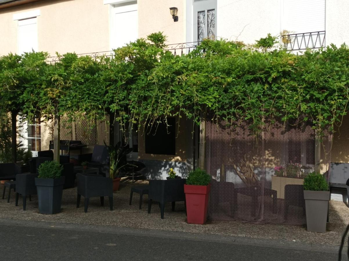 L' Auberge Campagnarde, Lourdes Poueyferre Bagian luar foto