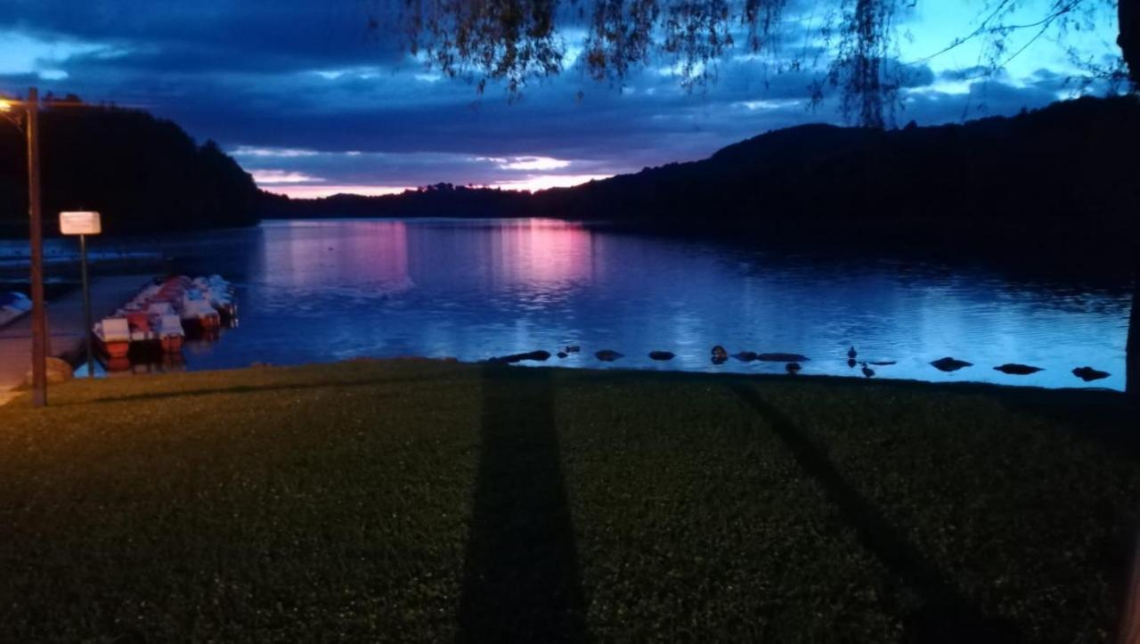 L' Auberge Campagnarde, Lourdes Poueyferre Bagian luar foto