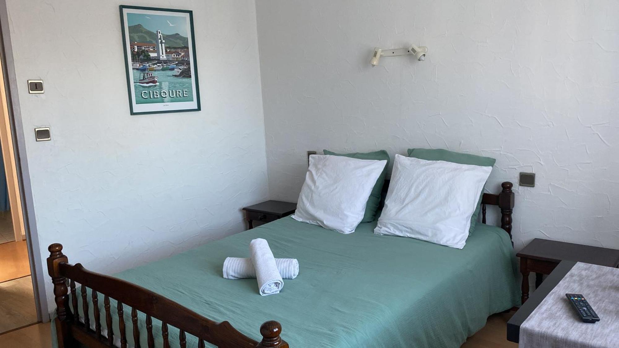 L' Auberge Campagnarde, Lourdes Poueyferre Bagian luar foto
