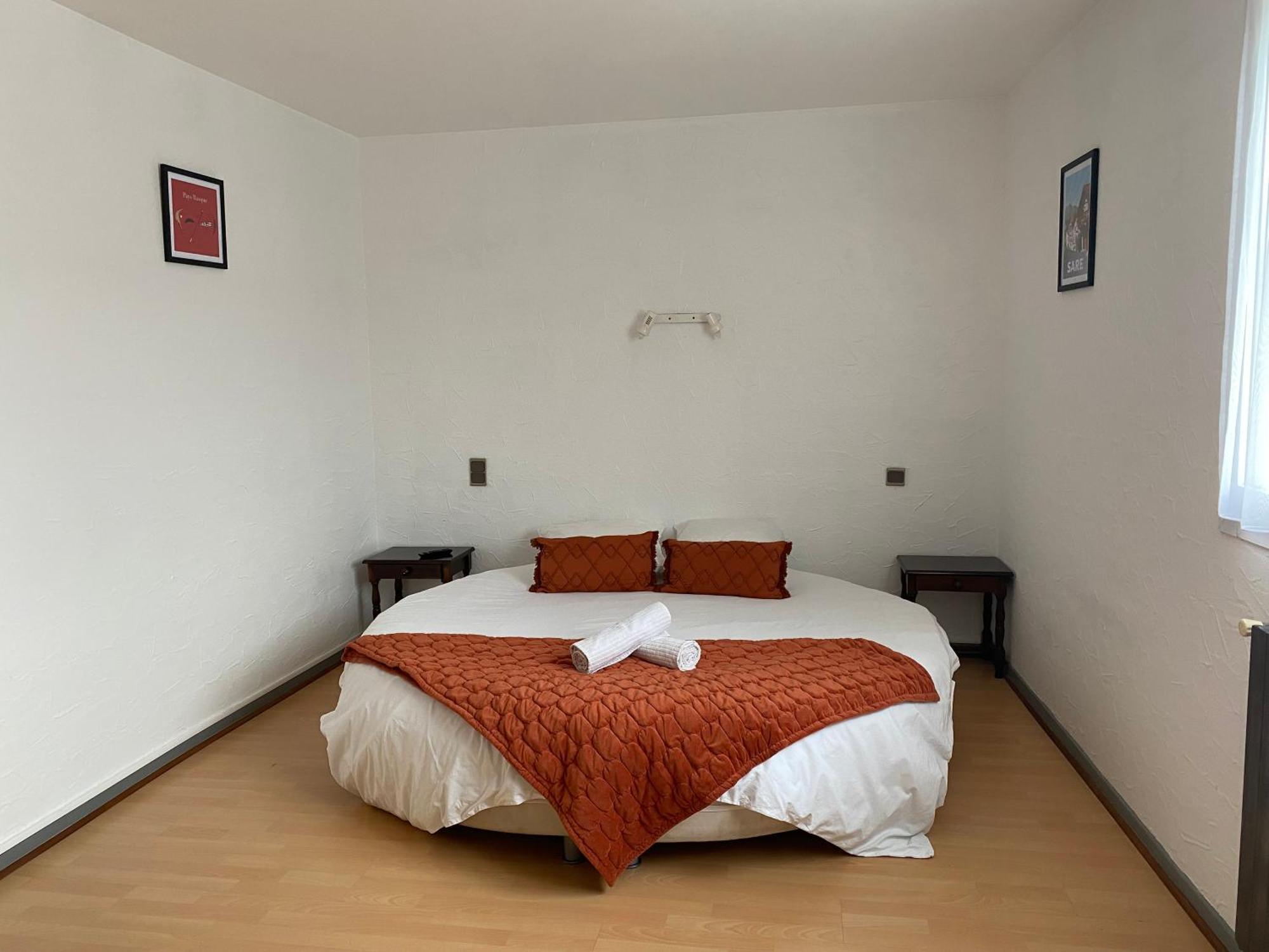 L' Auberge Campagnarde, Lourdes Poueyferre Bagian luar foto