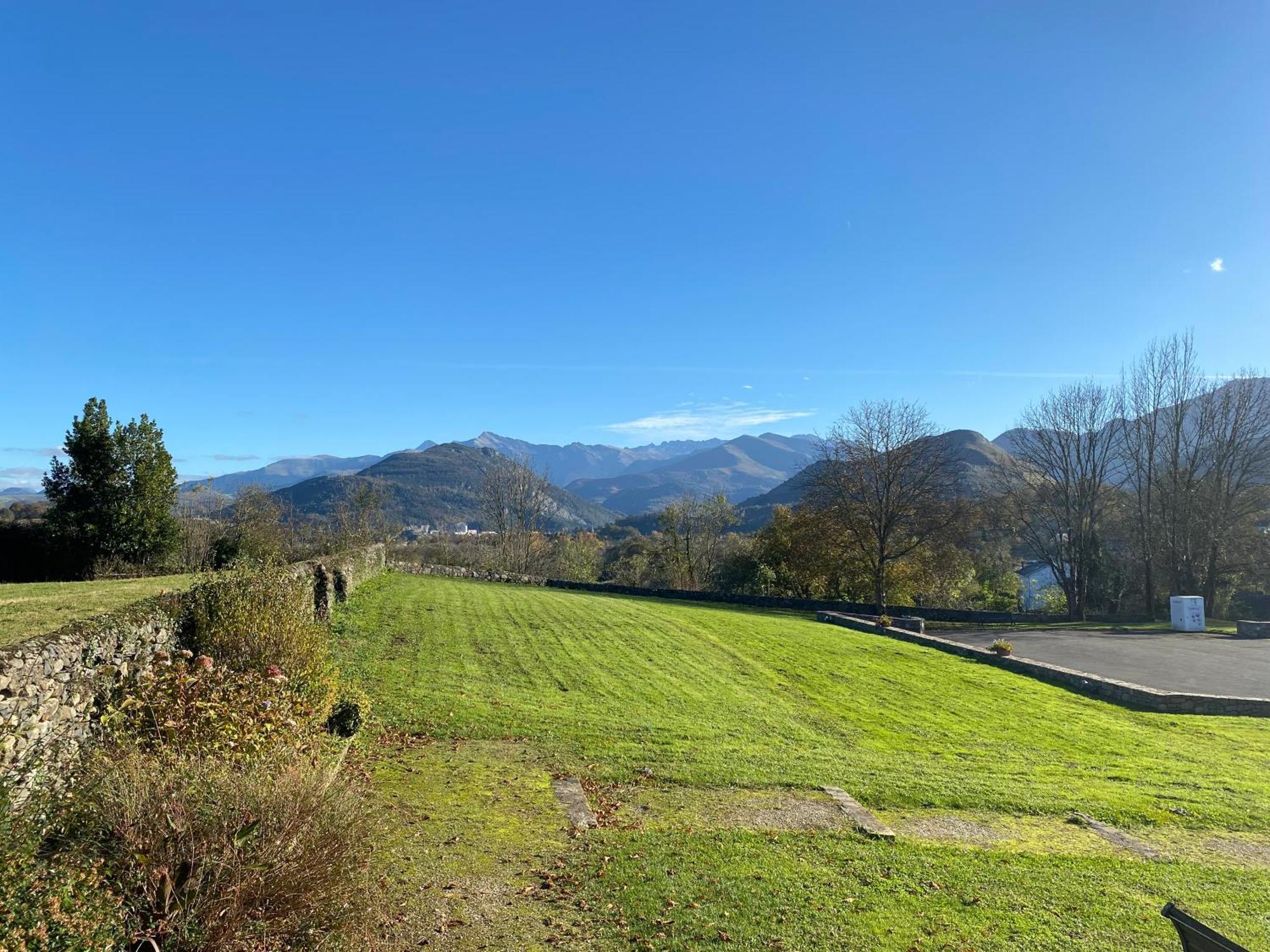 L' Auberge Campagnarde, Lourdes Poueyferre Bagian luar foto